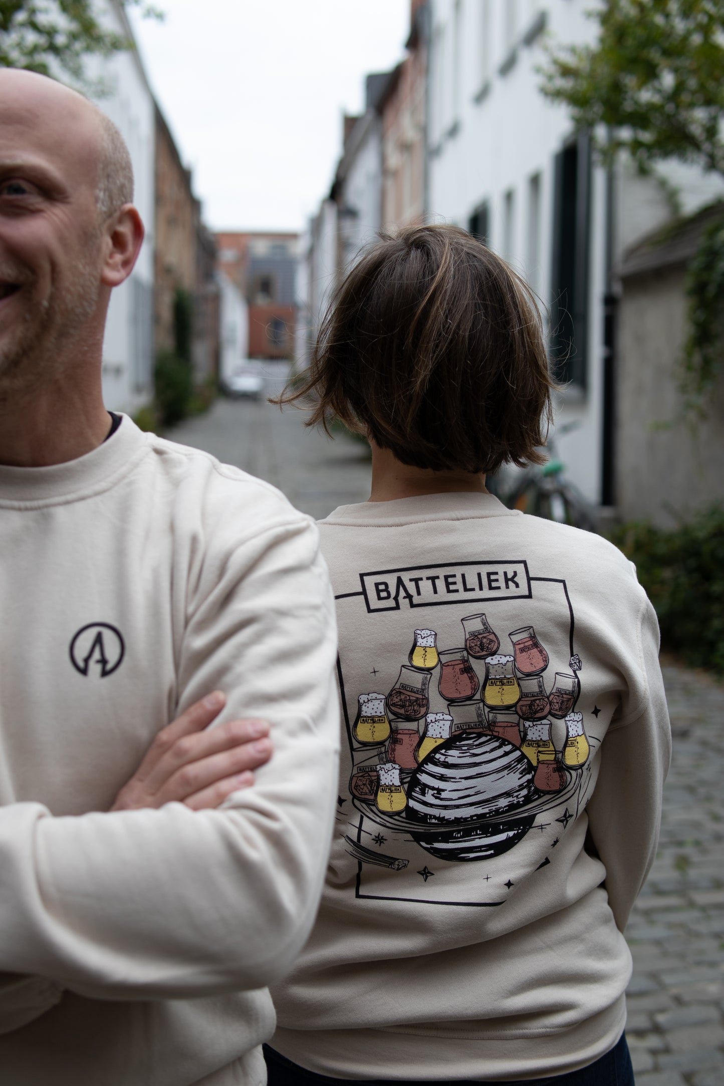 Batteliek sweater planeet